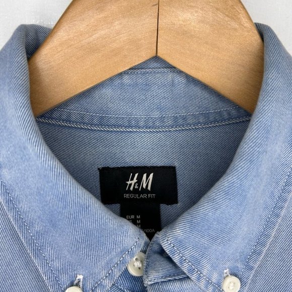 Men’s H&M Blue Loose Fitting Jean Style Cotton Shirt Size M - Picture 3 of 10